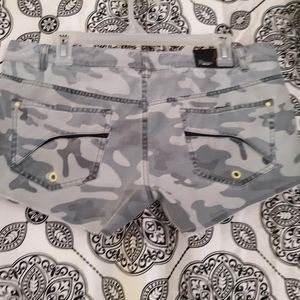 Size 12 juniors shorts